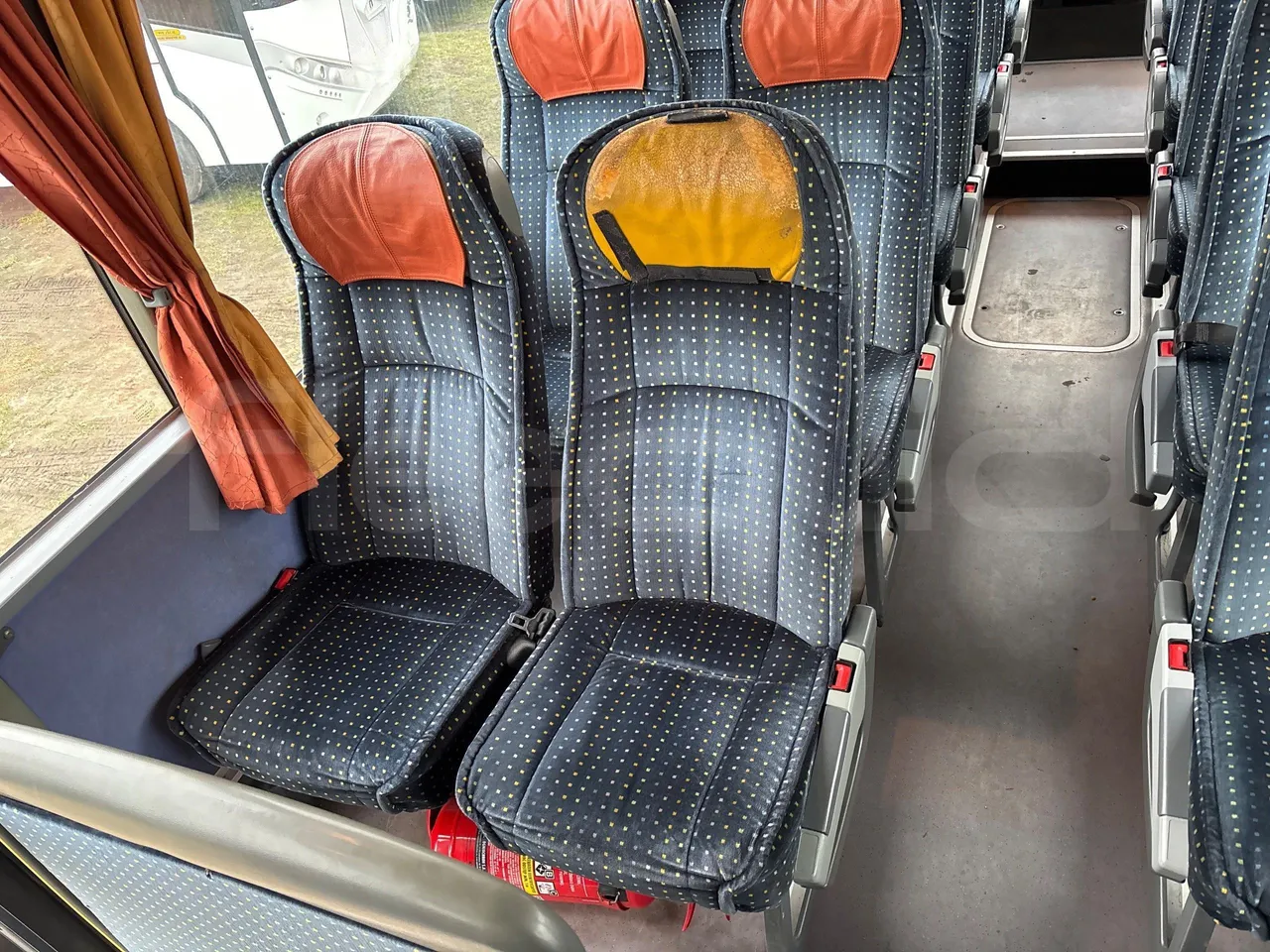 Setra S415 HD - EURO 5 - 310KW - 12m - single seat detail