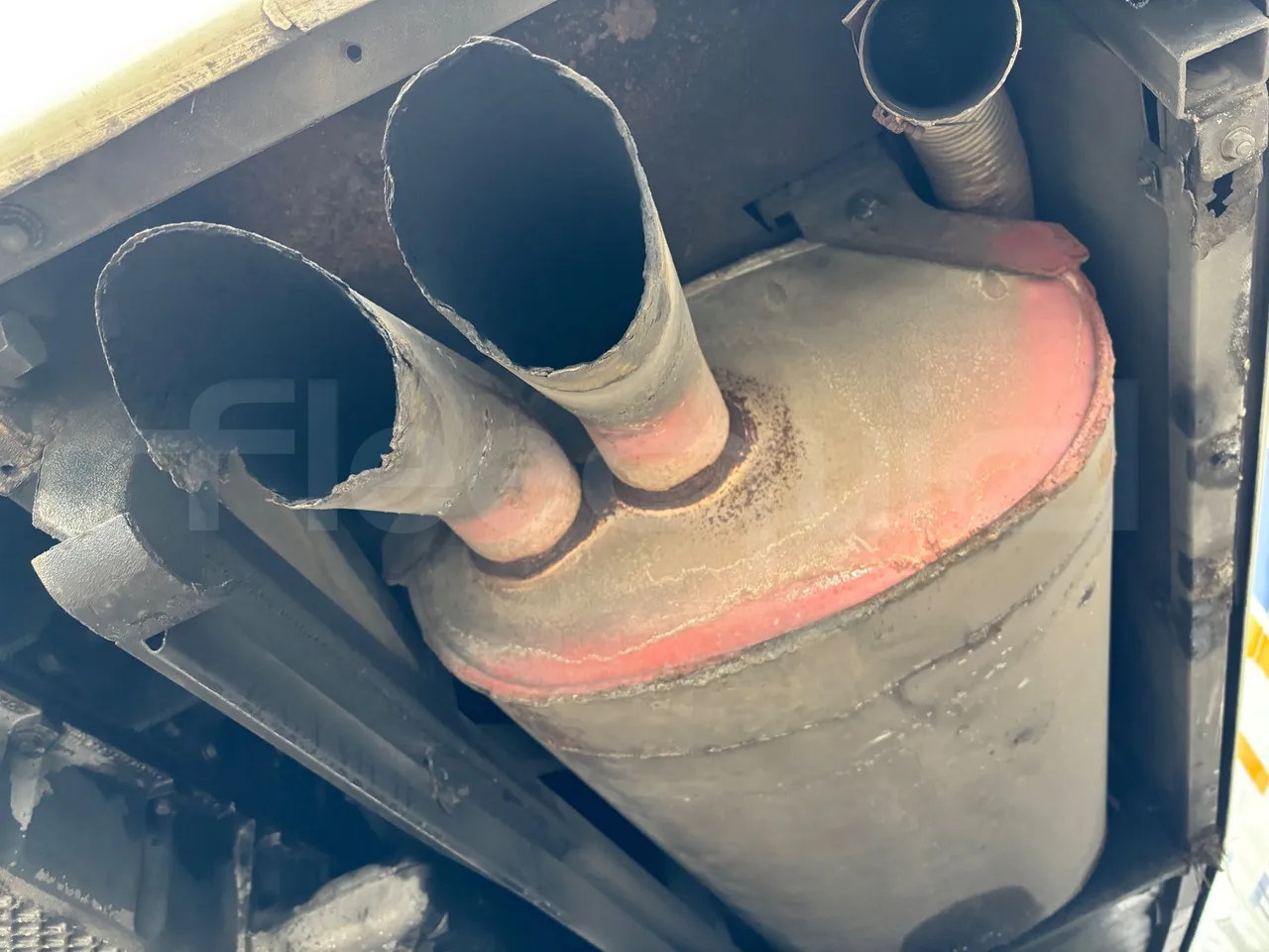 Setra S415 HD - EURO 5 - 310KW - 12m - exhaust photo