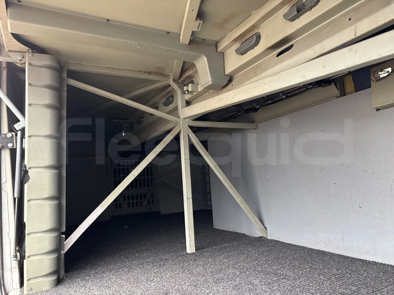 Setra S415 HD - EURO 5 - 310KW - 12m - internal frame rust check