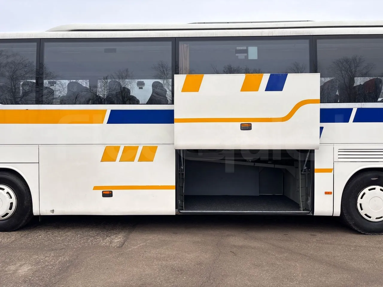 Setra S415 HD - EURO 5 - 310KW - 12m - luggage rack photo