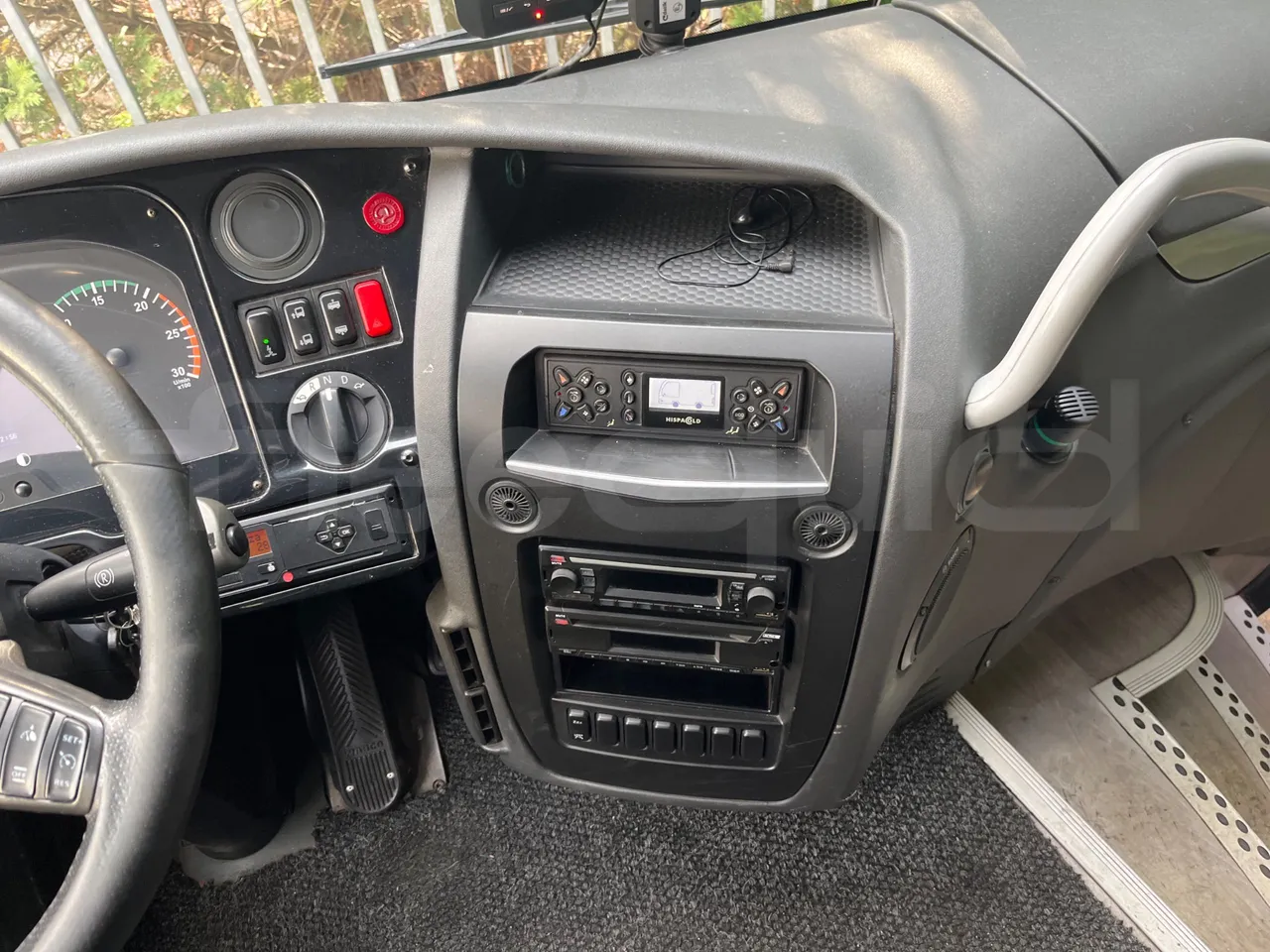 Irizar i6 13.35 - EUR6 - 320kW - 12.920m - radio accessories photo