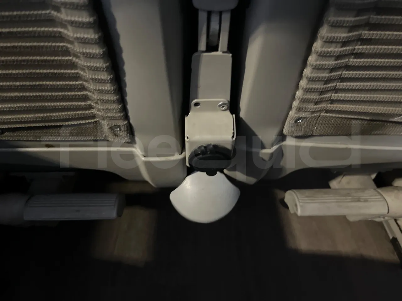 Irizar i6 13.35 - EUR6 - 320kW - 12.920m - usb charging detail