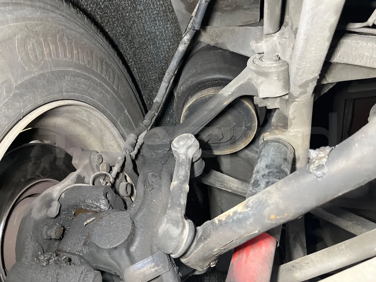 Irizar i6 13.35 - EUR6 - 320kW - 12.920m - front air springs left