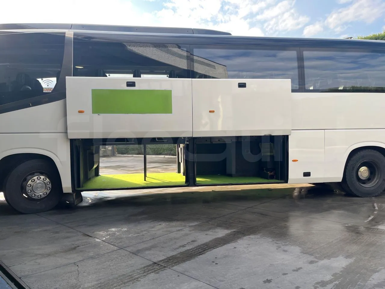Irizar i6 13.35 - EUR6 - 320kW - 12.920m - luggage rack photo