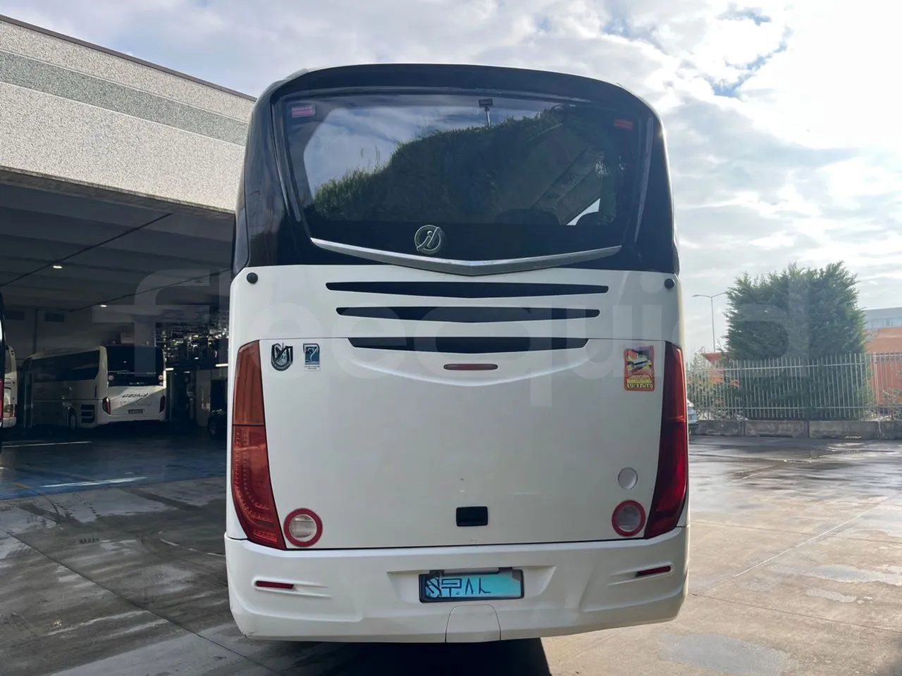 Irizar i6 13.35 - EUR6 - 320kW - 12.920m - rear hatch closed
