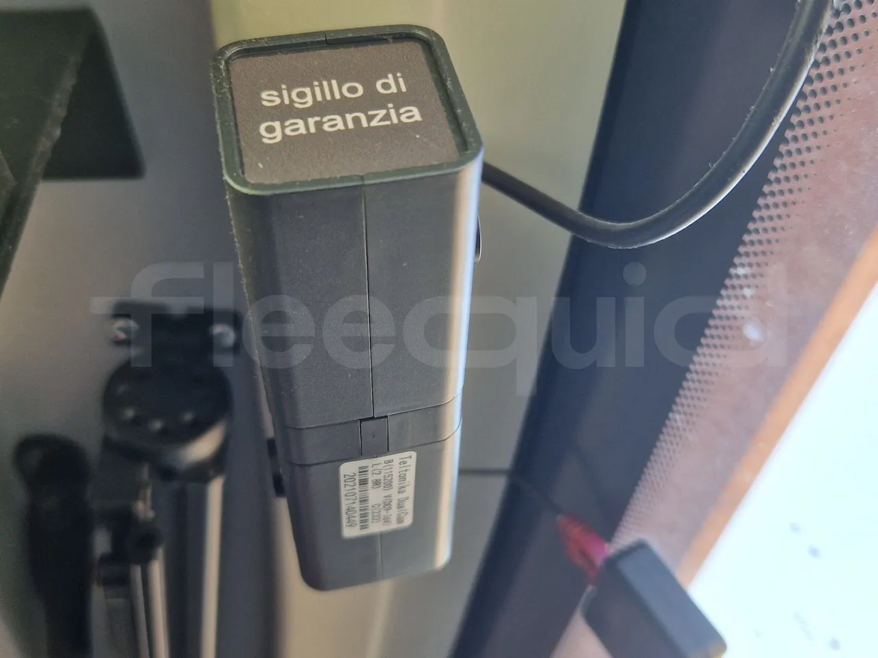 Iveco Indcar WGIVMY11 MOBI SCUOLABUS - EUR6 - 100Kw - 8,592m - monitor detail photo