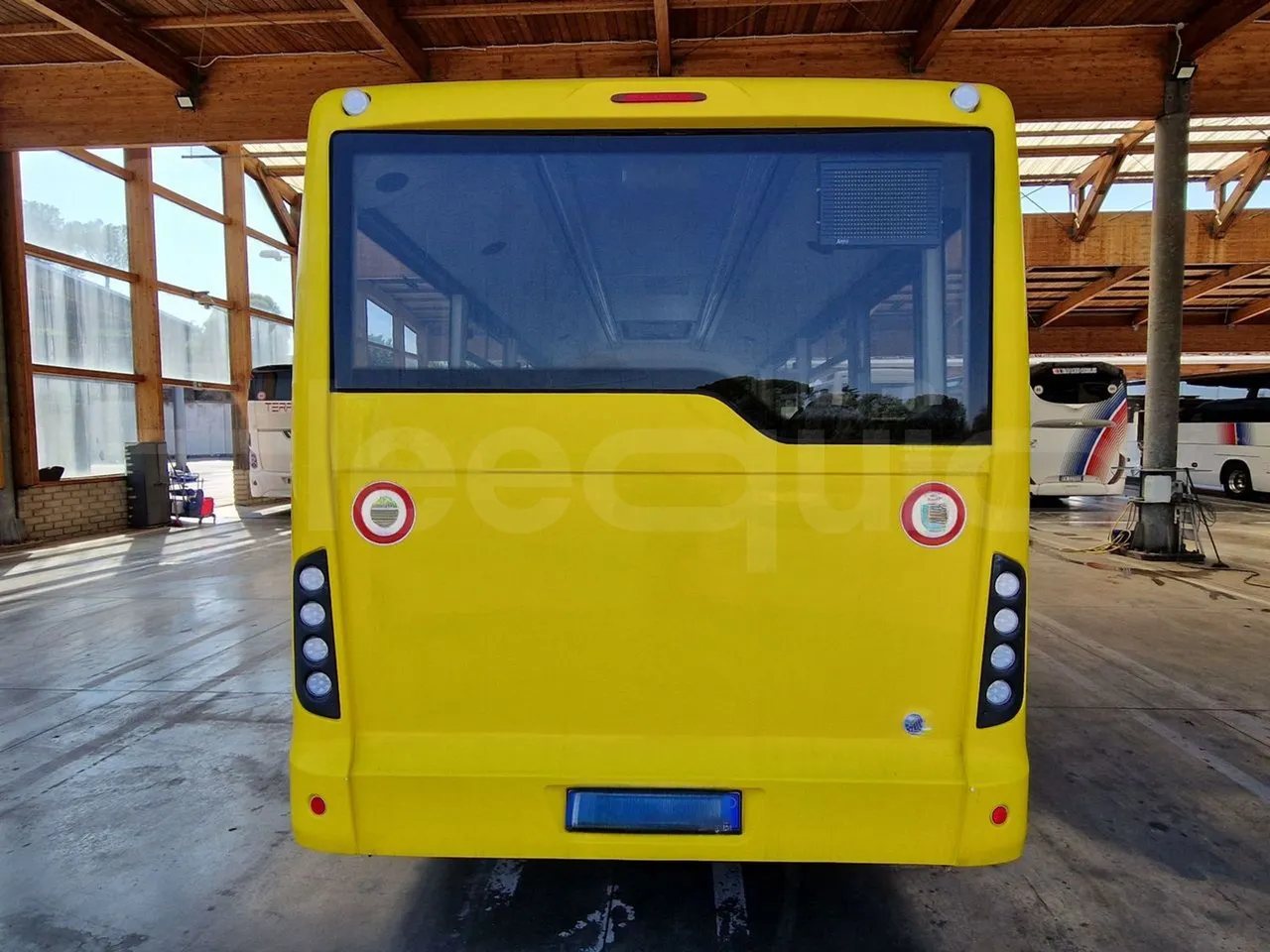 Iveco Indcar WGIVMY11 MOBI SCUOLABUS - EUR6 - 100Kw - 8,592m - rear hatch closed