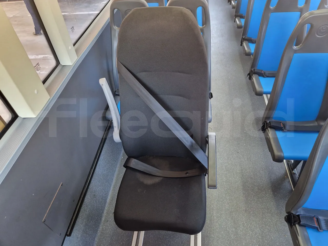 Iveco Indcar WGIVMY11 MOBI SCUOLABUS - EUR6 - 100Kw - 8,592m - hostess seat photo