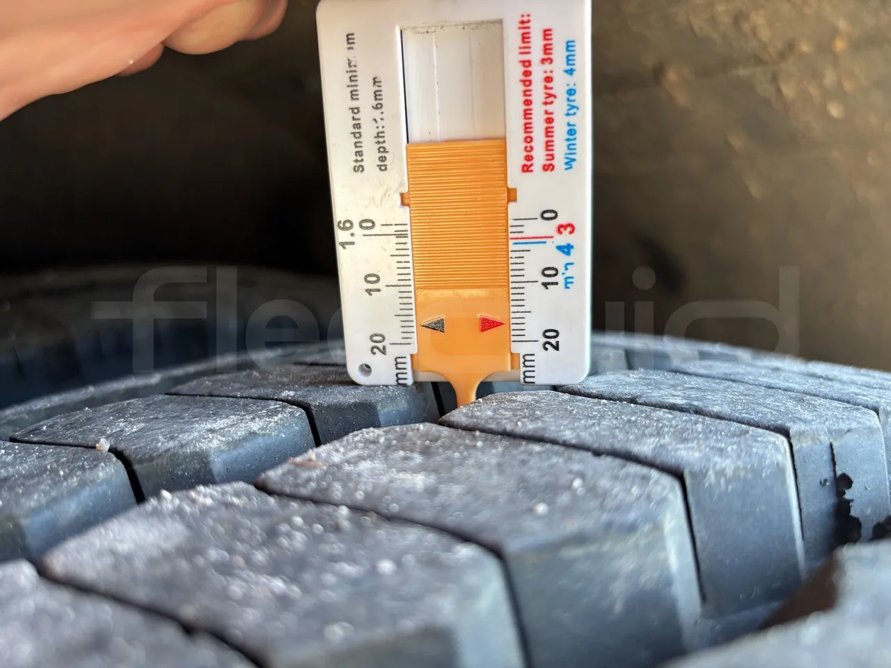 Solaris Urbino - Second Axle Left Side: Tyre Size