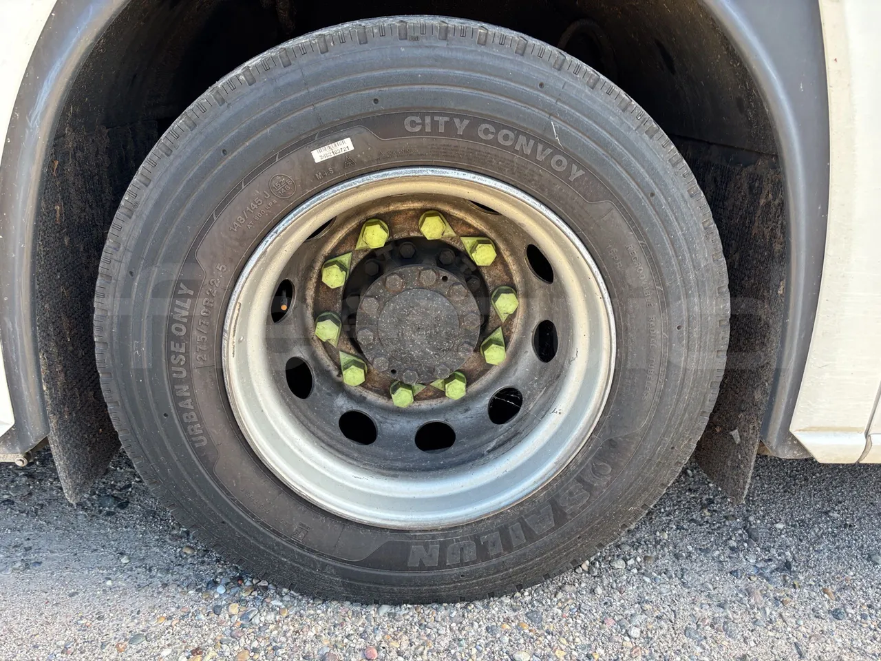 Solaris Urbino - First Axle Left Side: Tyre Tread