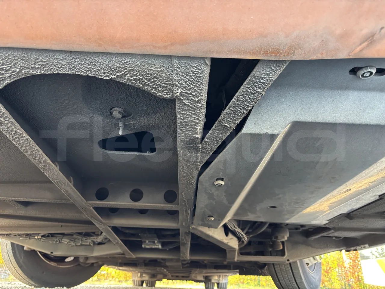 Solaris Urbino - Front Undercarriage