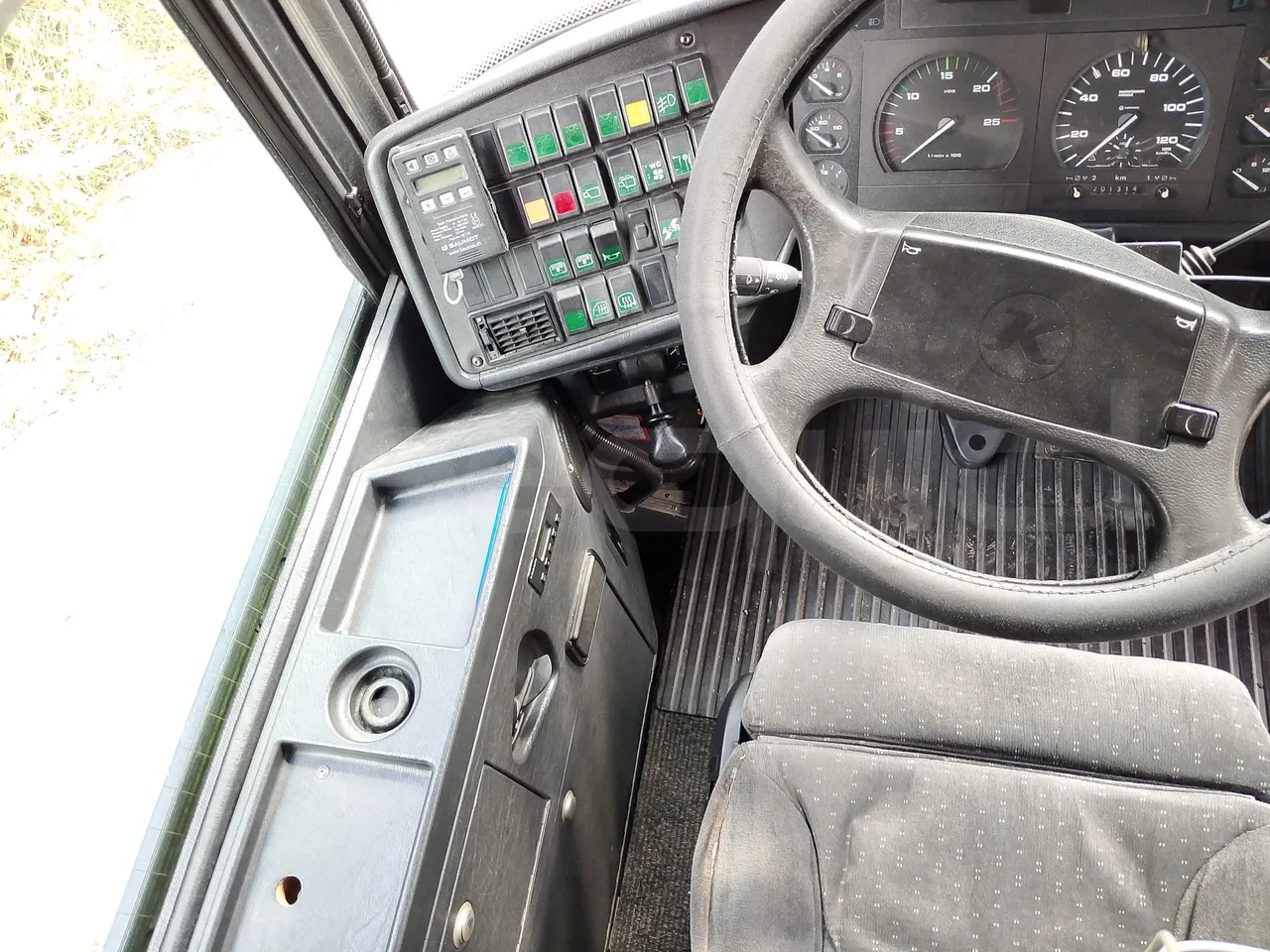 Setra S328 S328-DT/ Euro 1 - 370 Kw - 12 Mt - onboard devices 3