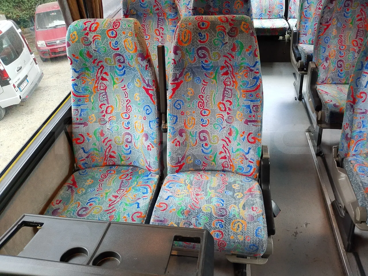 Setra S328 S328-DT/ Euro 1 - 370 Kw - 12 Mt - single seat detail
