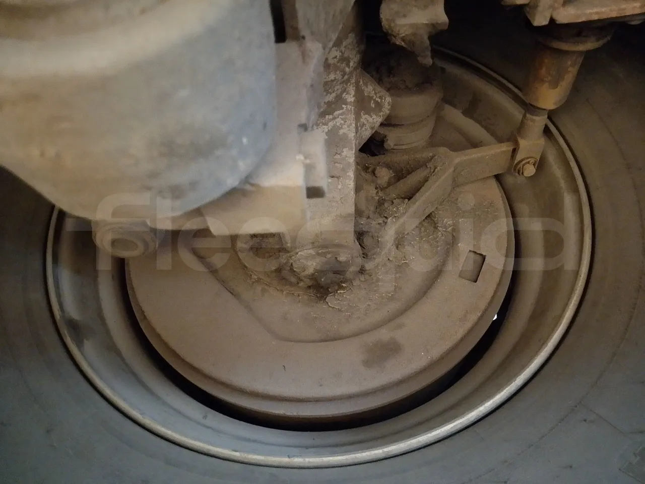 Setra S328 S328-DT/ Euro 1 - 370 Kw - 12 Mt - axel 3 discs left