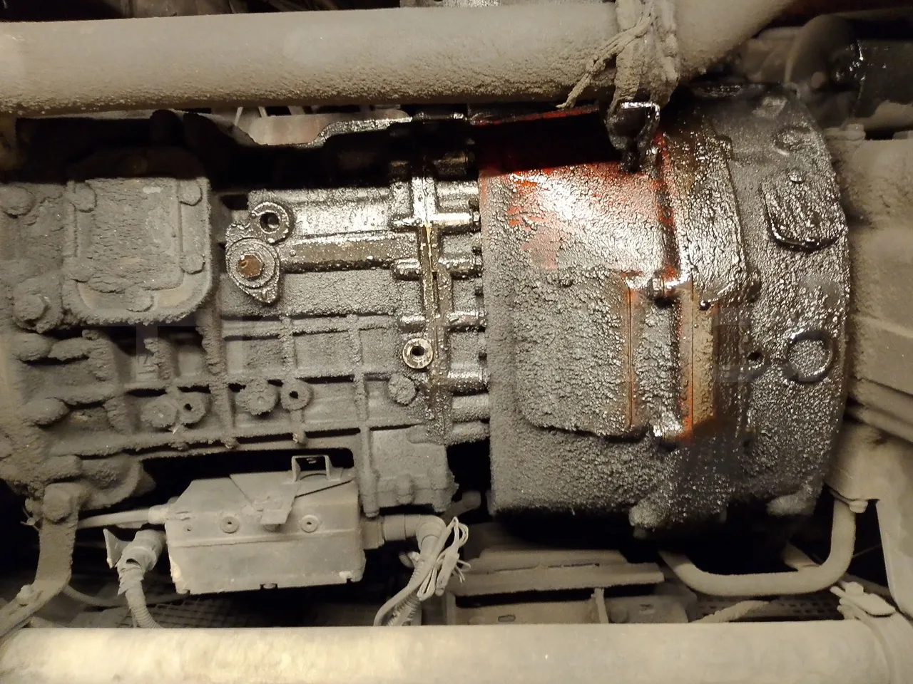 Setra S328 S328-DT/ Euro 1 - 370 Kw - 12 Mt - gearbox photo