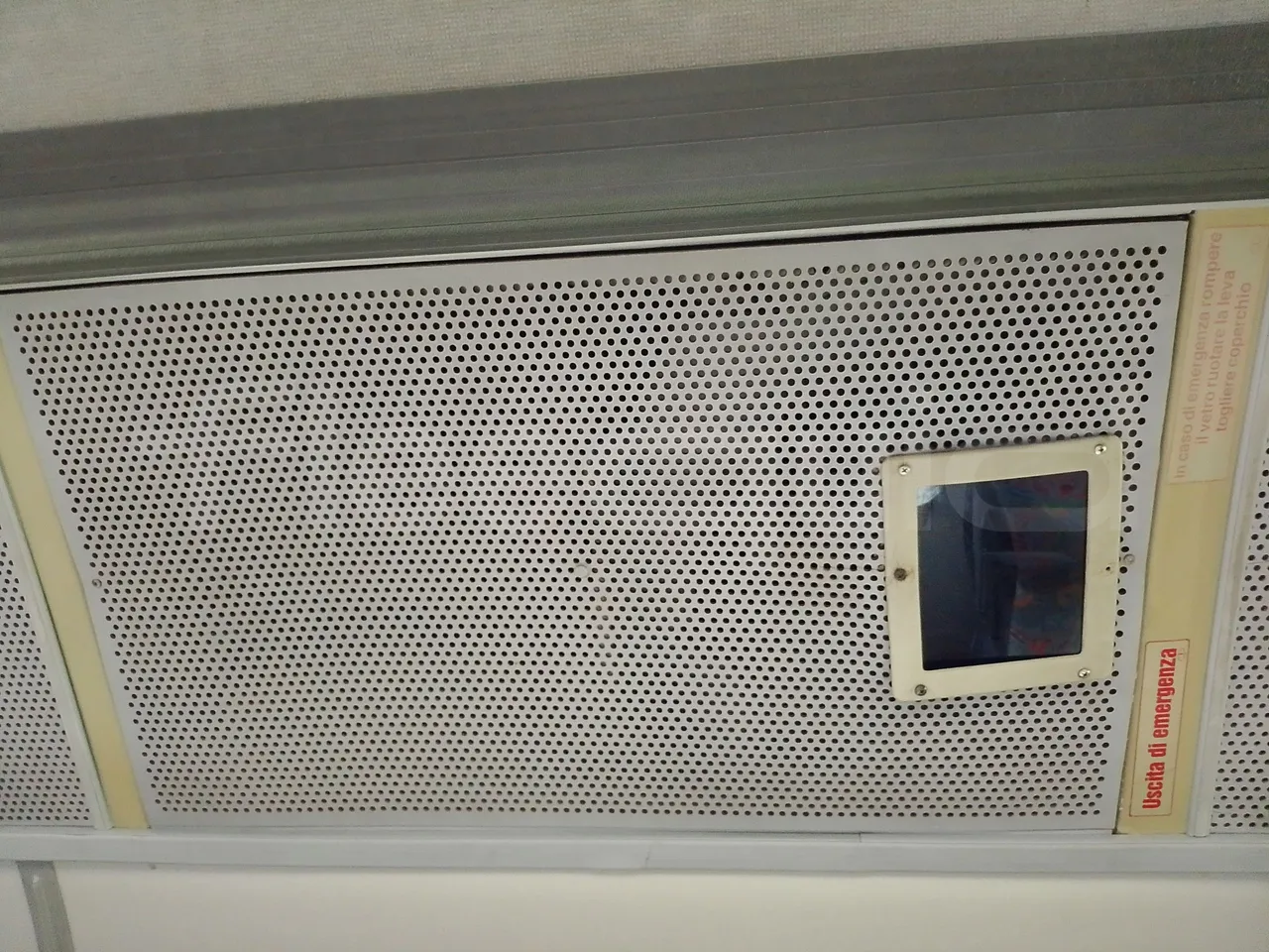 Setra S328 S328-DT/ Euro 1 - 370 Kw - 12 Mt - roof hatch 2