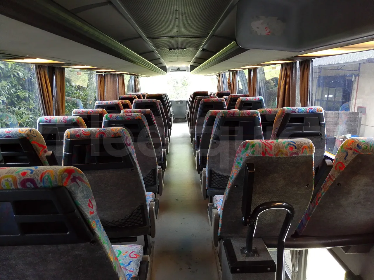 Setra S328 S328-DT/ Euro 1 - 370 Kw - 12 Mt - forward view middle aisle