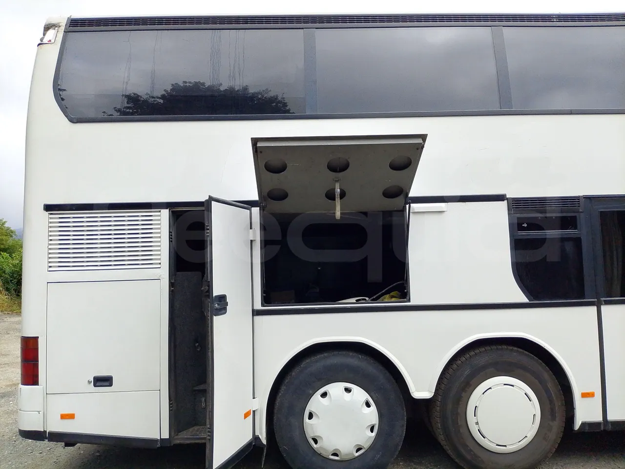 Setra S328 S328-DT/ Euro 1 - 370 Kw - 12 Mt - luggage rack photo