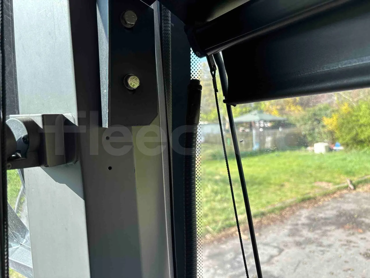Irisbus Ares SFR116 - Euro4 - 256kW - 11.995mt - driver microphone accessories photo