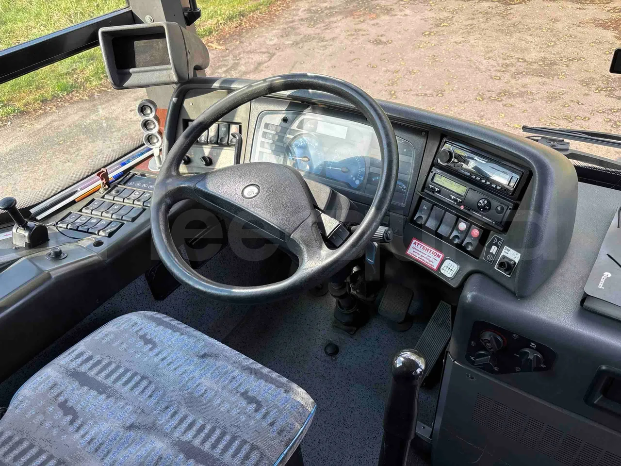 Irisbus Ares SFR116 - Euro4 - 256kW - 11.995mt - buttons panels on