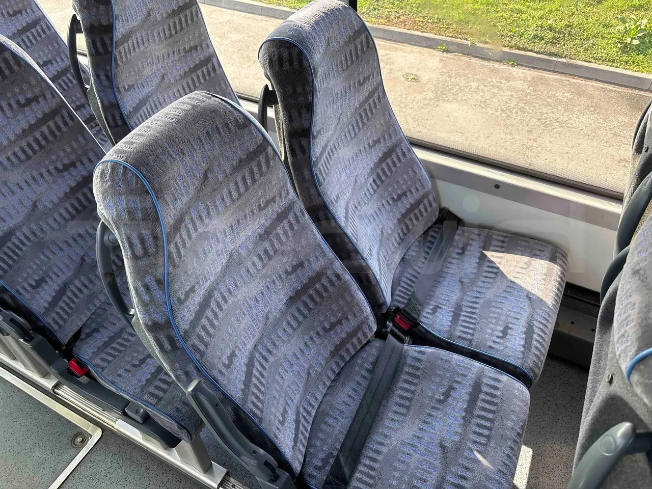 Irisbus Ares SFR116 - Euro4 - 256kW - 11.995mt - central seat safety belt