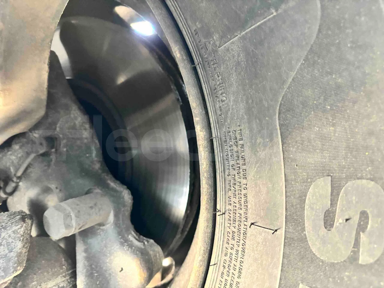 Irisbus Ares SFR116 - Euro4 - 256kW - 11.995mt - axel 3 discs left