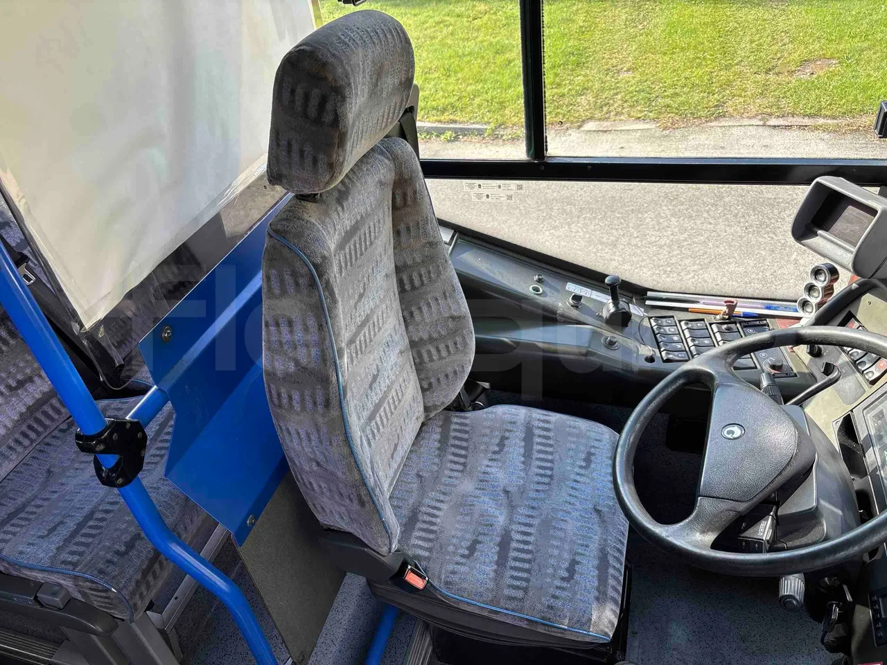 Irisbus Ares SFR116 - Euro4 - 256kW - 11.995mt - driver's seat photo
