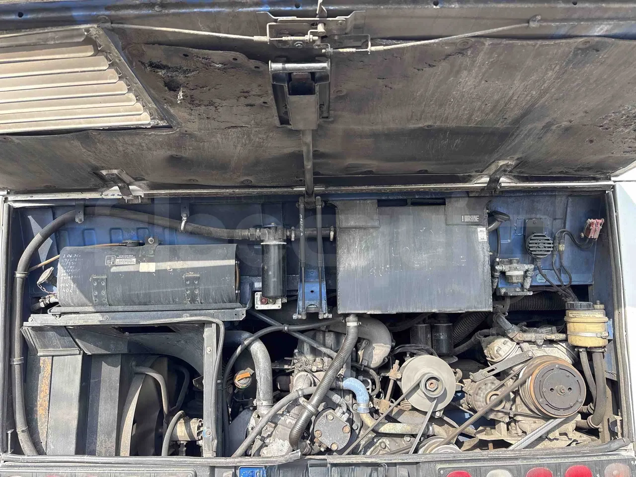 Irisbus Ares SFR116 - Euro4 - 256kW - 11.995mt - rear hatch open