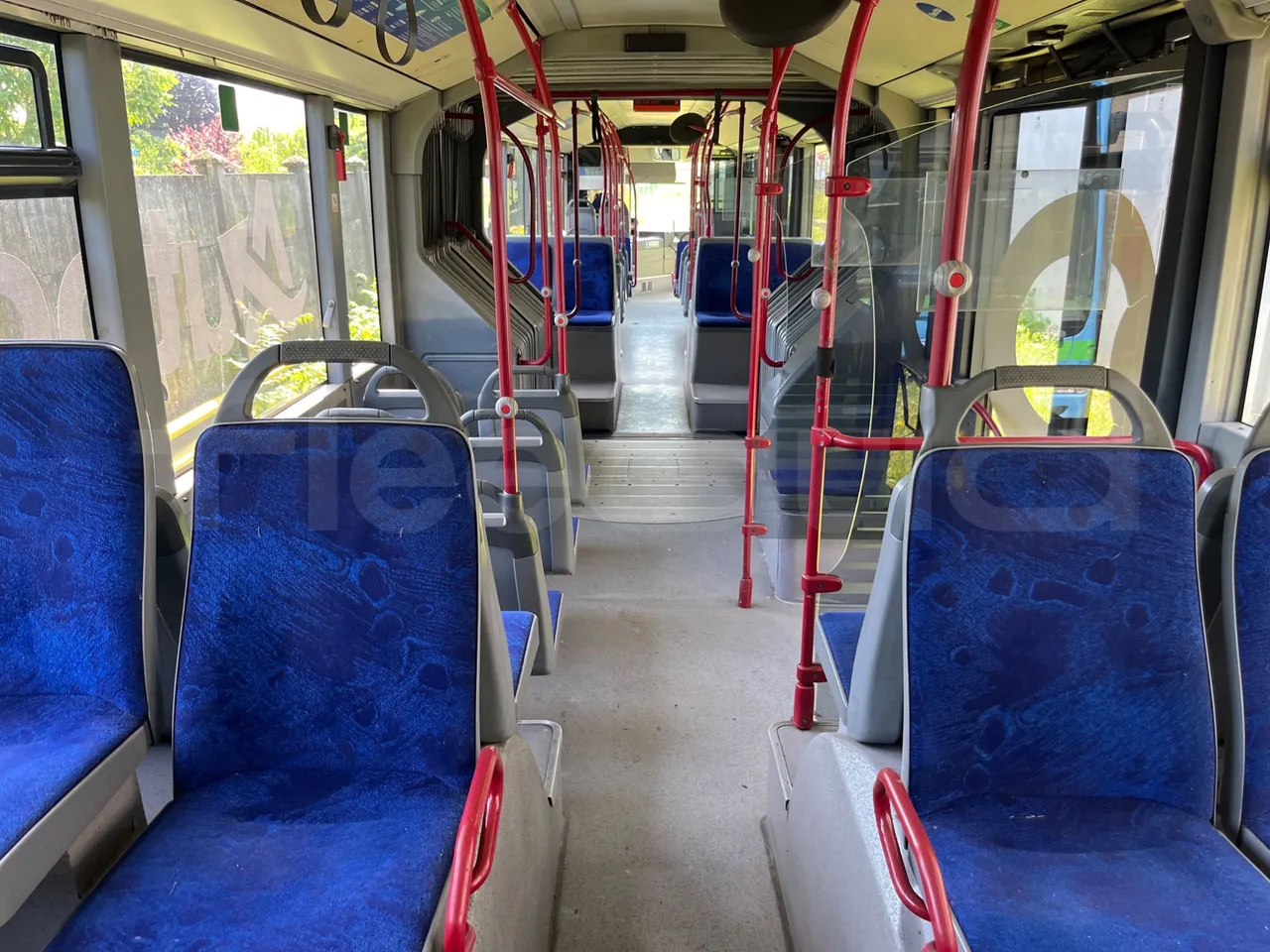Mercedes-Benz Citaro O530G - EUR4 - 260kW - 17.94m - forward view all seats last row height