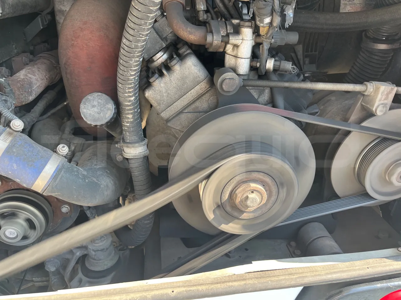 Iveco Magelys SFR210 - air conditioning compressor (mandatory for bus to scrap)