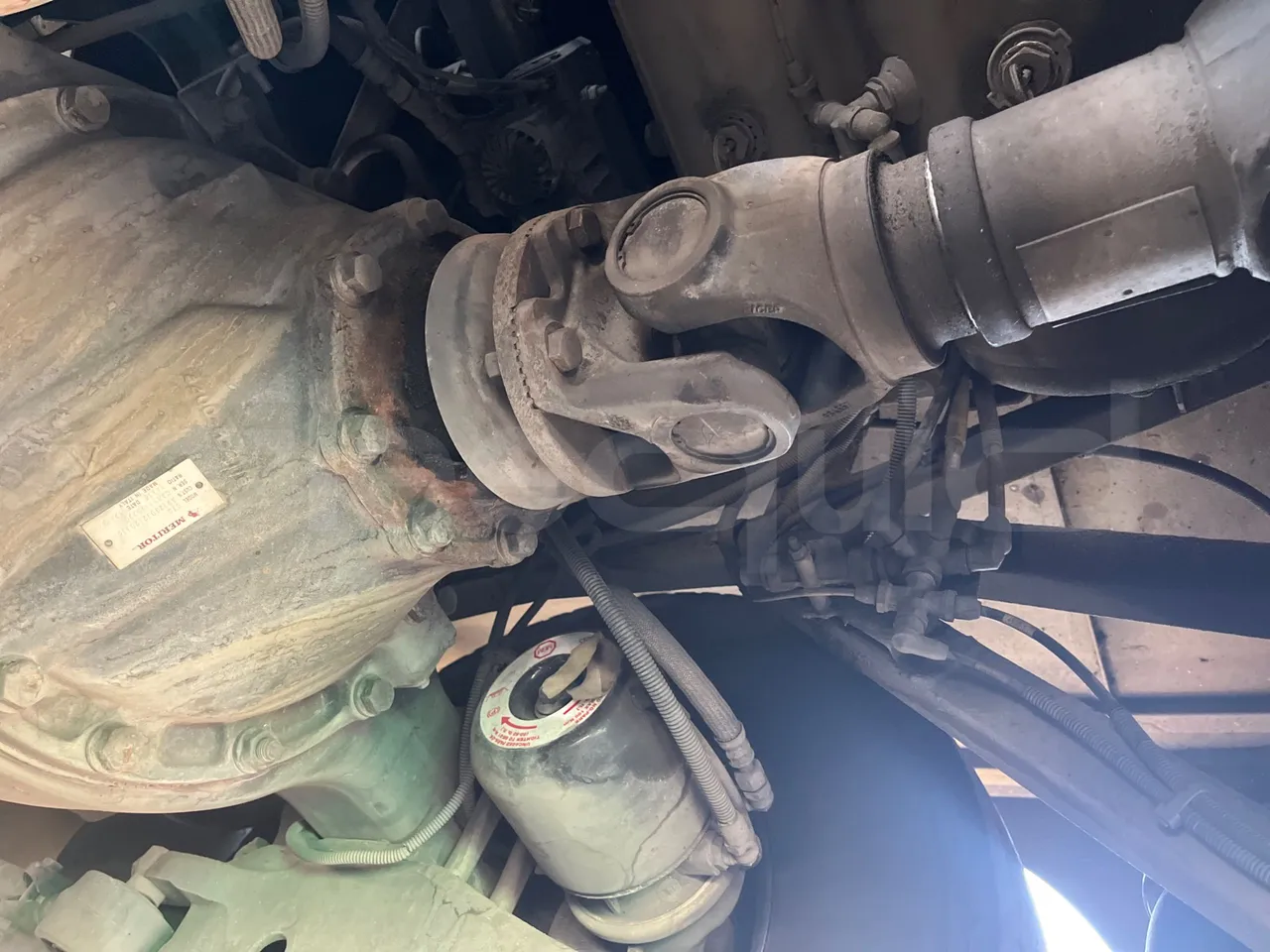 Iveco Magelys SFR210 - driveshaft photo
