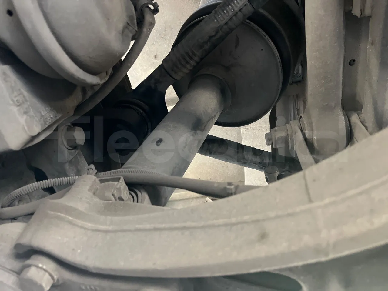 Iveco Magelys SFR210 - front shock absorbers right