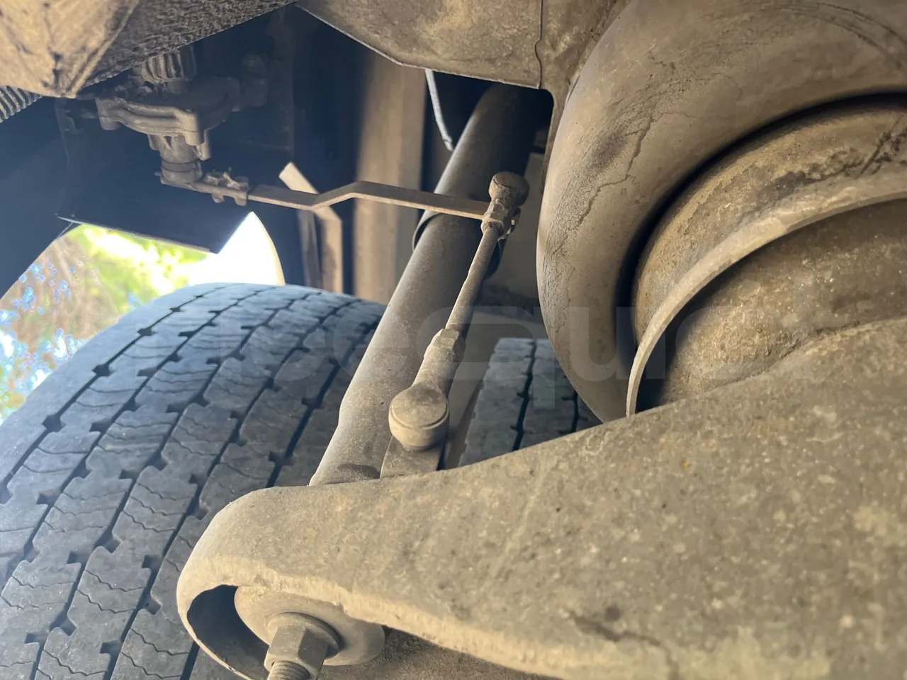 Iveco Magelys SFR210 - axle 2 shock absorbers 1 right