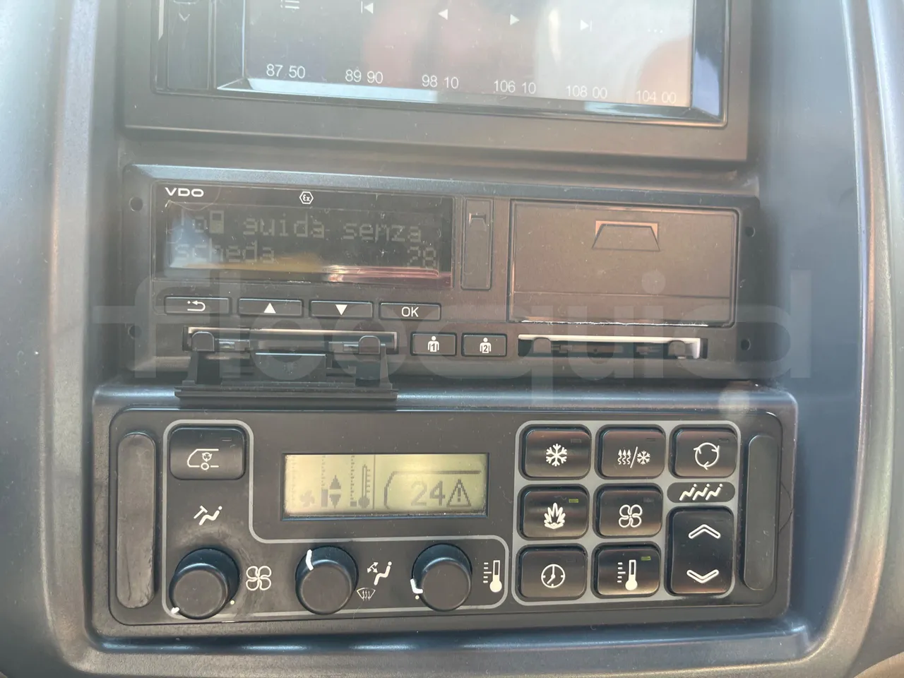 Iveco Magelys SFR210 - Tachograph