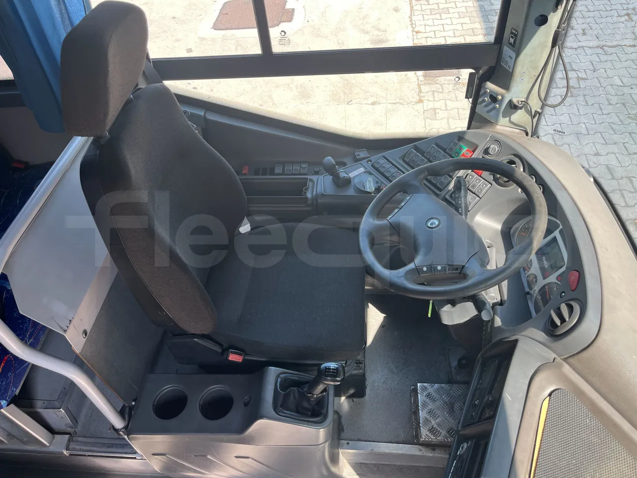 Iveco Arway - driver's seat photo