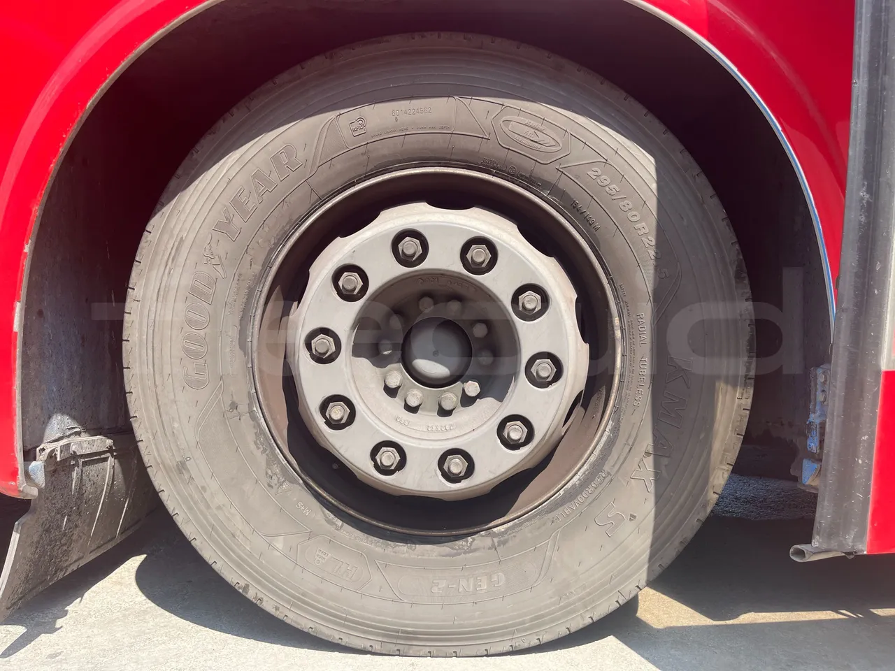Iveco Arway - front left tire measurements