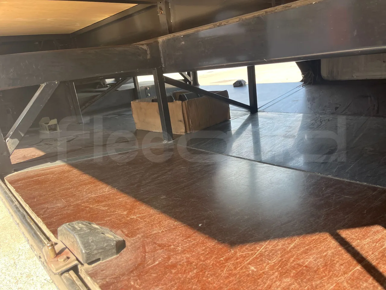Iveco Arway - under carpet photo