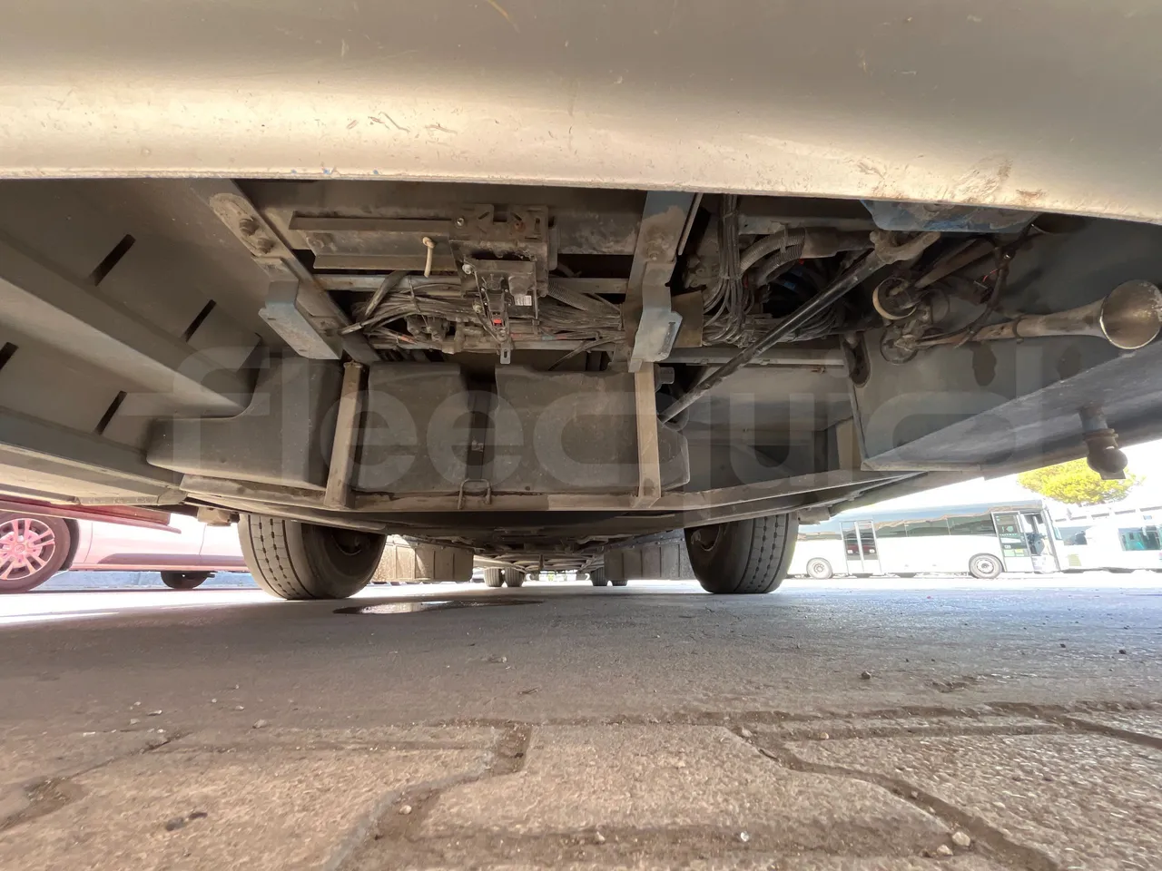 Iveco Arway - front undercarriage from front