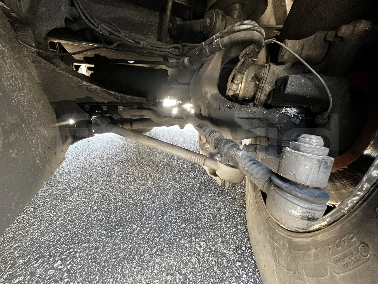 Man 18.440 HOCL E4-ERA - EUR5 - 324kW-13.145m - axle 2 shock absorbers 1 right