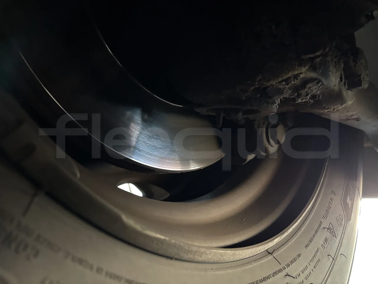 Mercedes-Benz Citaro - First Axle Discs Left Side
