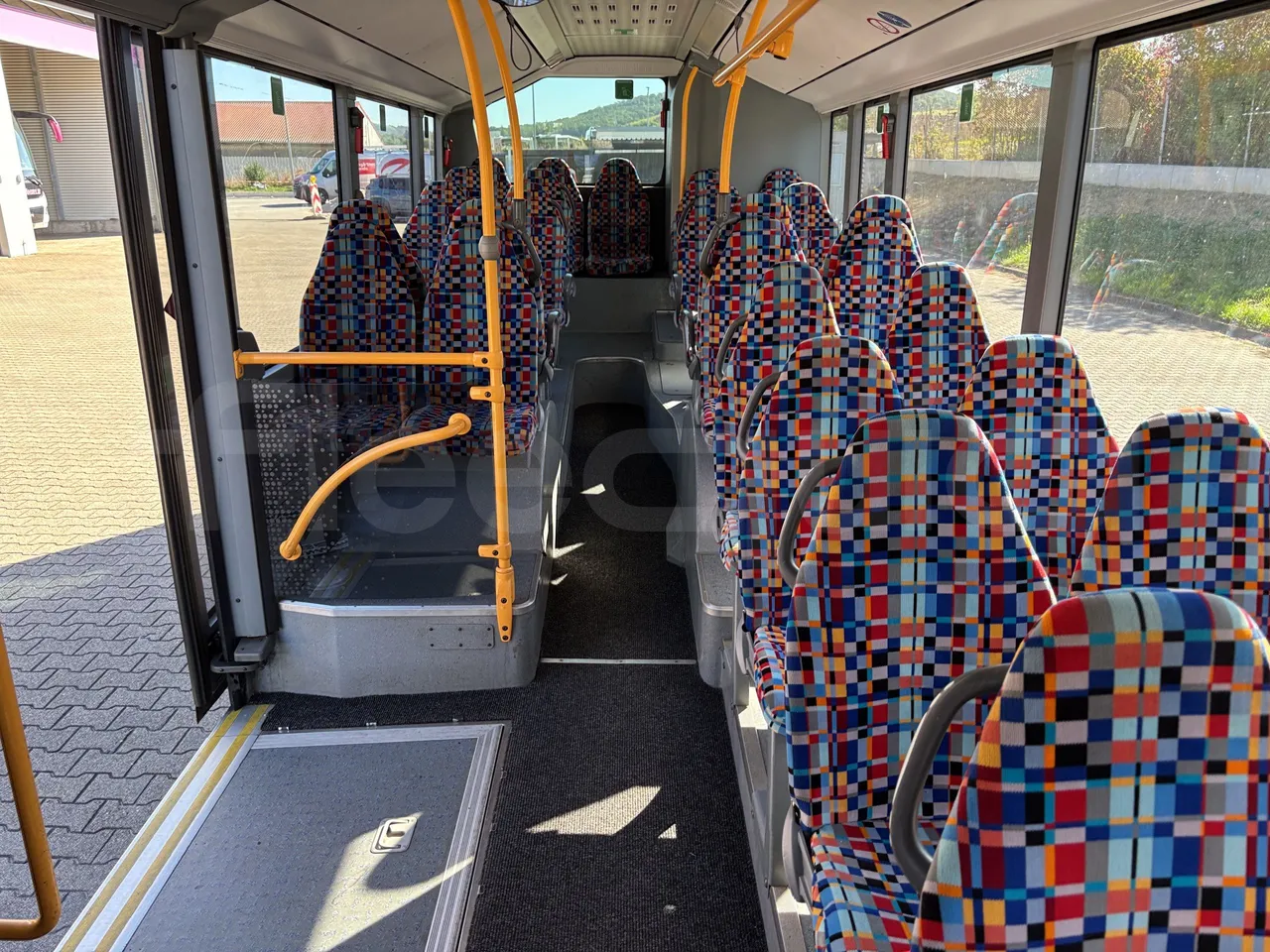 Mercedes-Benz Citaro - Reverse Seats From Middle Position
