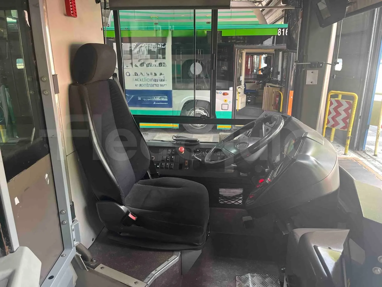 Iveco Citelis - driver's seat photo