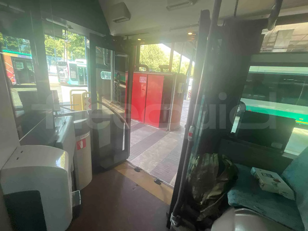 Iveco Citelis - handrails photo