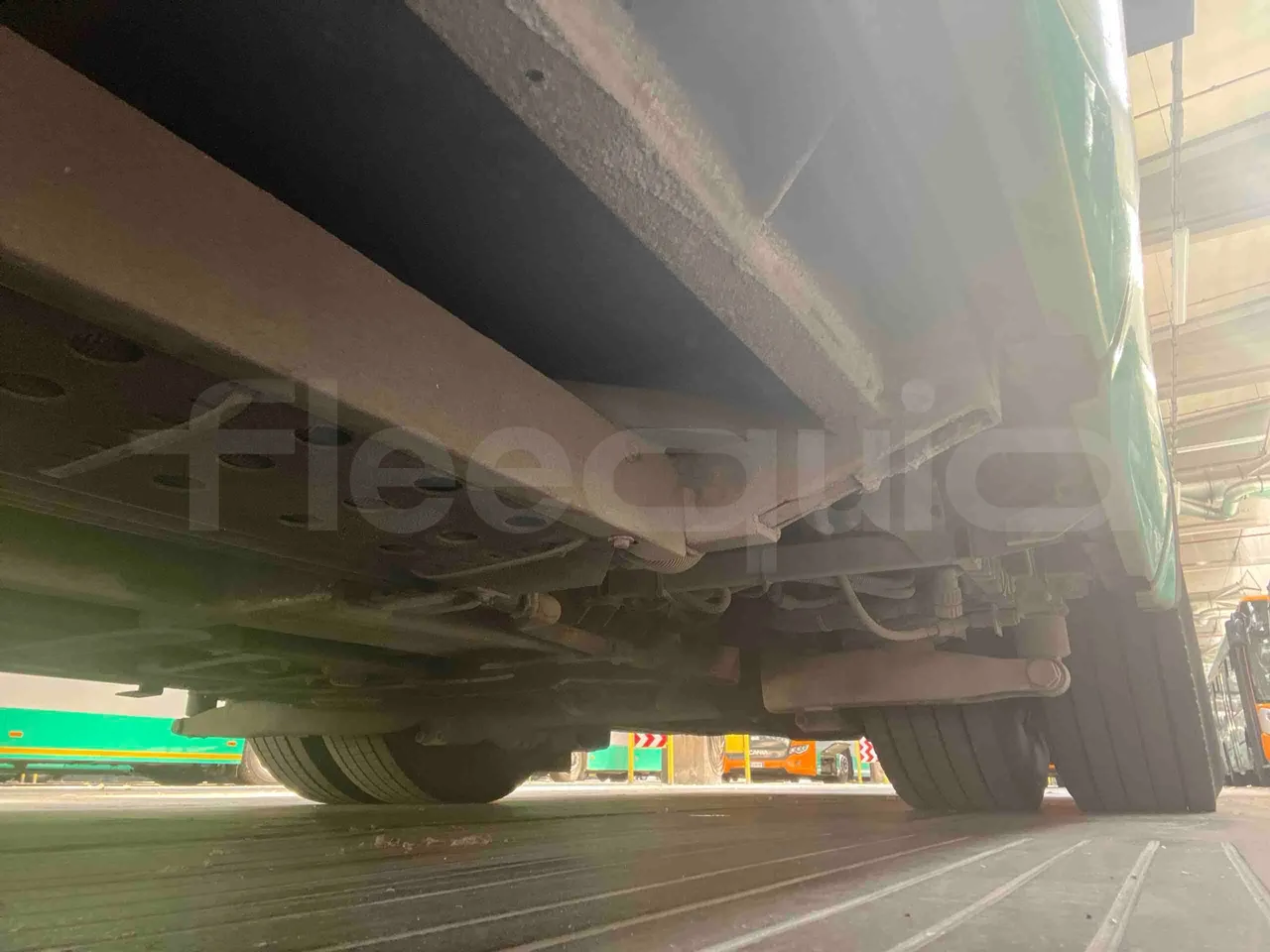 Iveco Citelis - central undercarriage photo