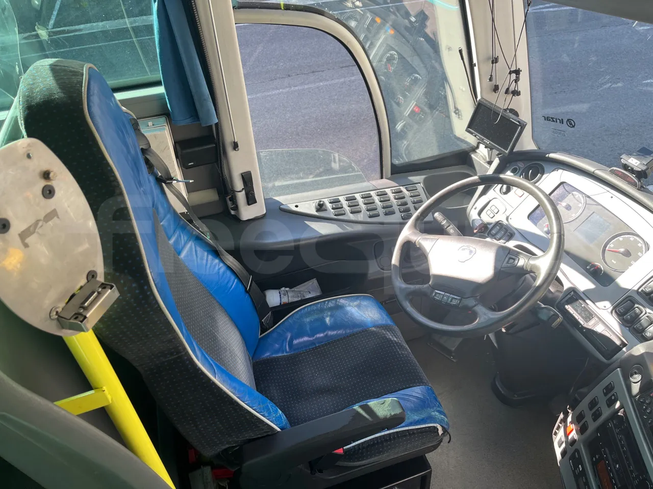 Scania Irizar i4H i4CD 11.48 - Euro6 - 302kW - 11.480mt - driver's seat photo