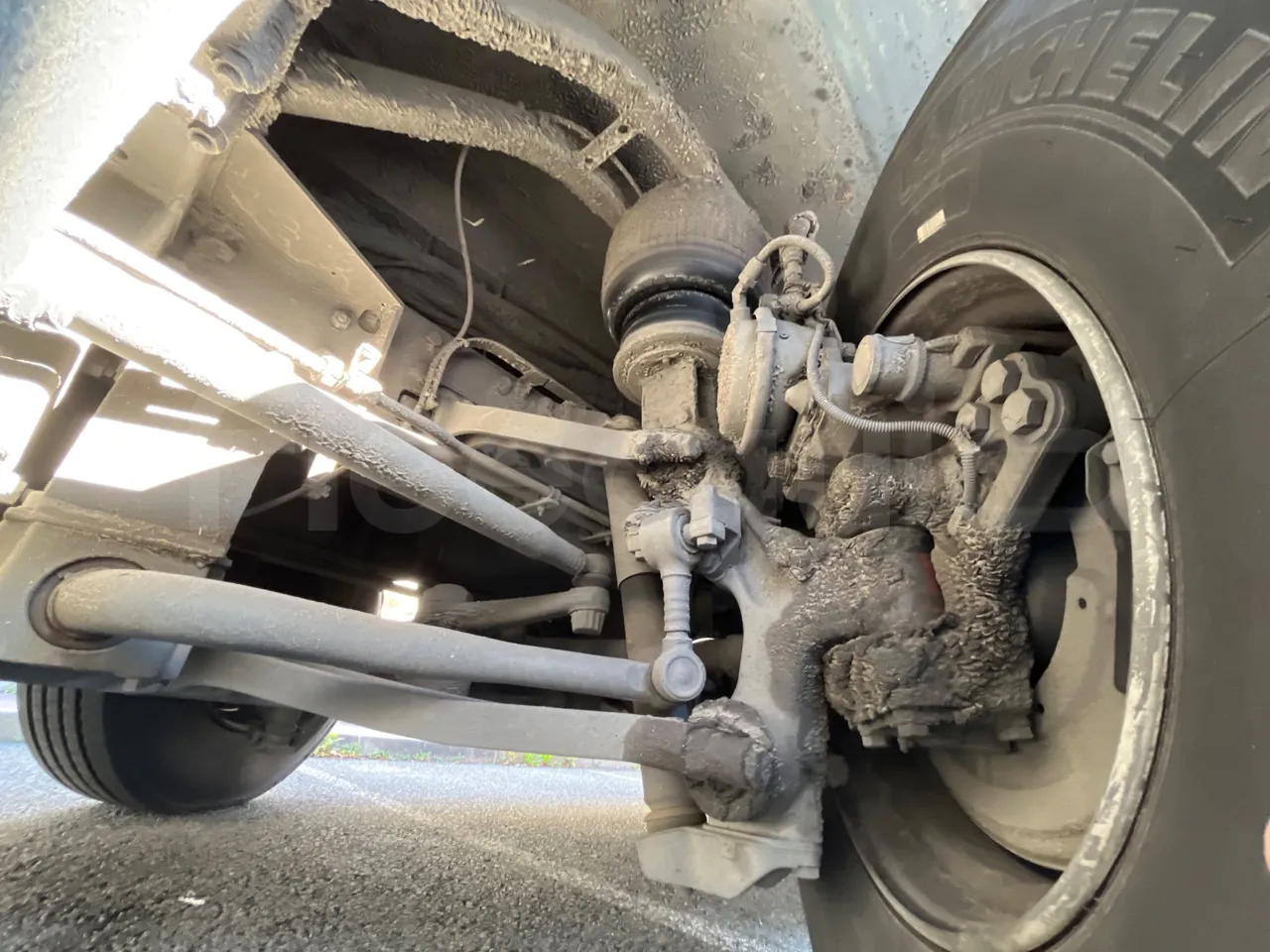 Scania Irizar i4H i4CD 11.48 - Euro6 - 302kW - 11.480mt - front shock absorbers left