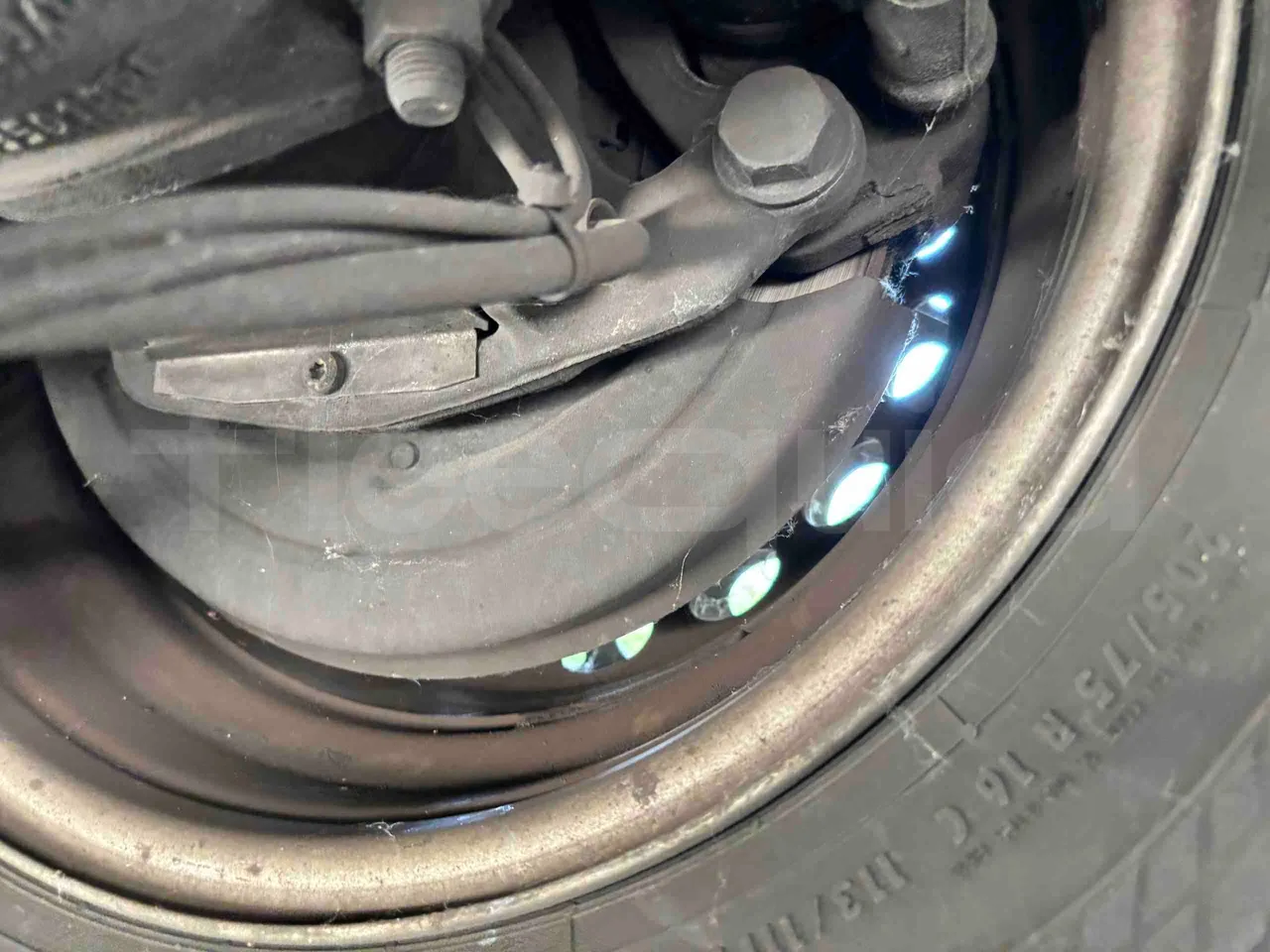 Mercedes-Benz Sprinter - axle 2 discs left