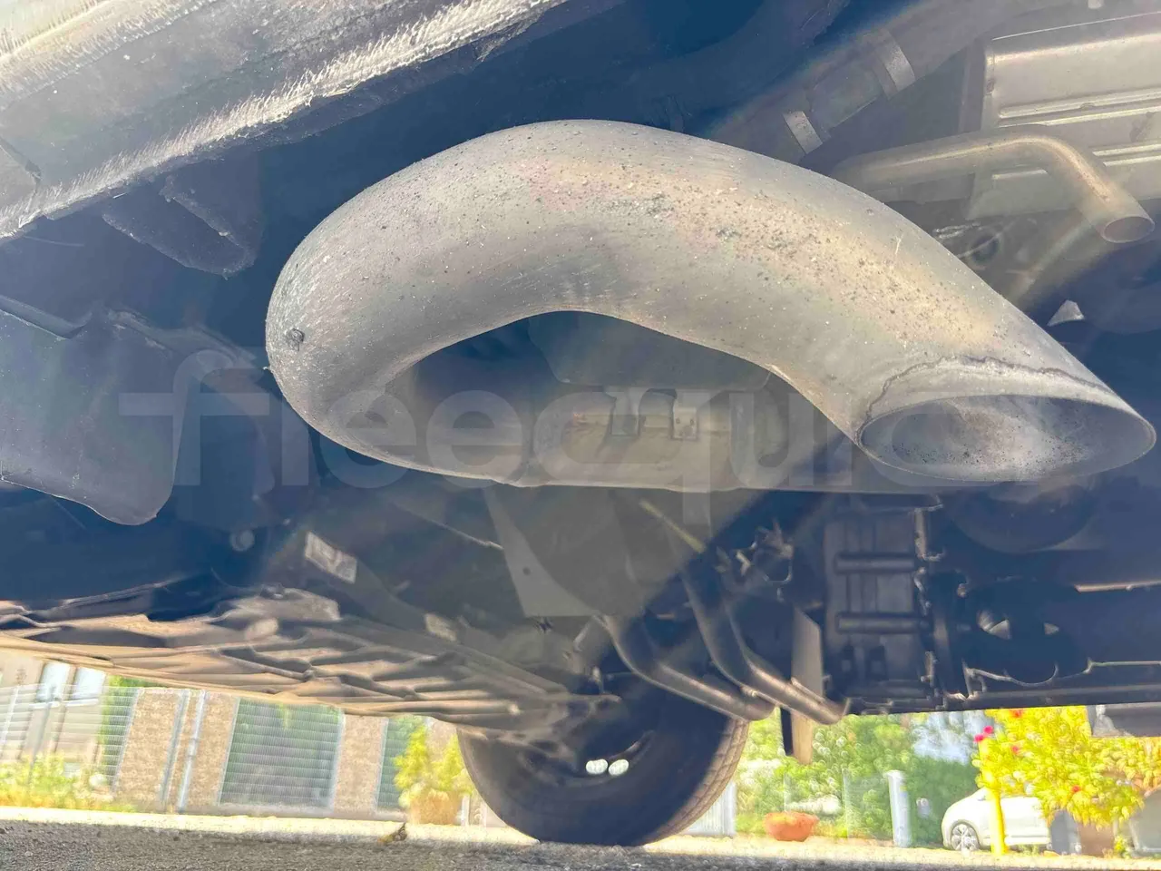 Mercedes-Benz Sprinter - exhaust photo