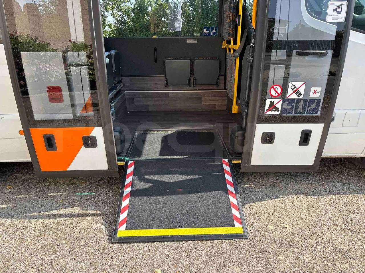 Mercedes-Benz Sprinter - platform open photo