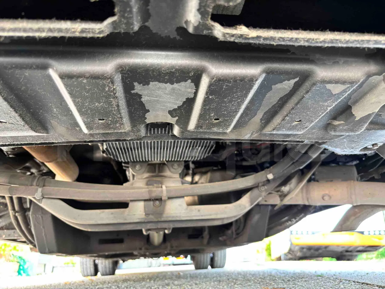 Mercedes-Benz Sprinter - front axle central